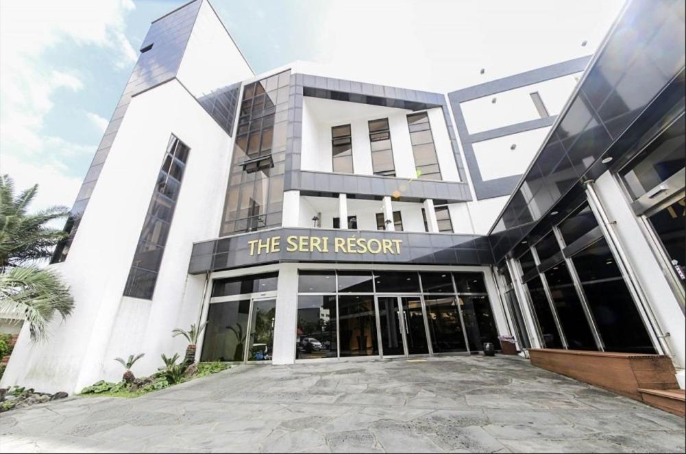The Seri Resort Σεογκουίπο Εξωτερικό φωτογραφία