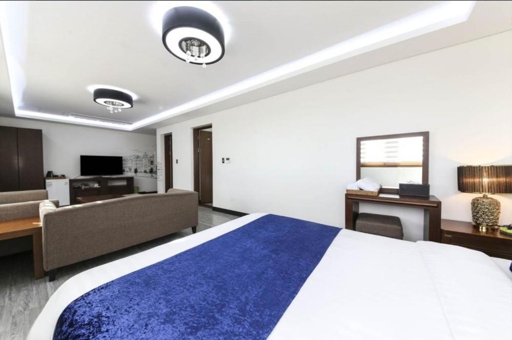 The Seri Resort Σεογκουίπο Εξωτερικό φωτογραφία